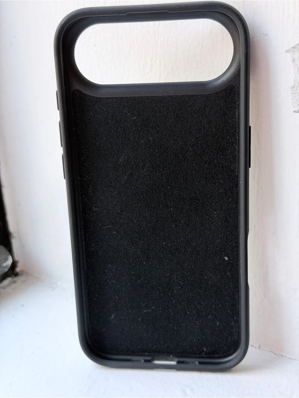 LUCRIN - White Leather-Peble. Le Phone Case with Black Frame